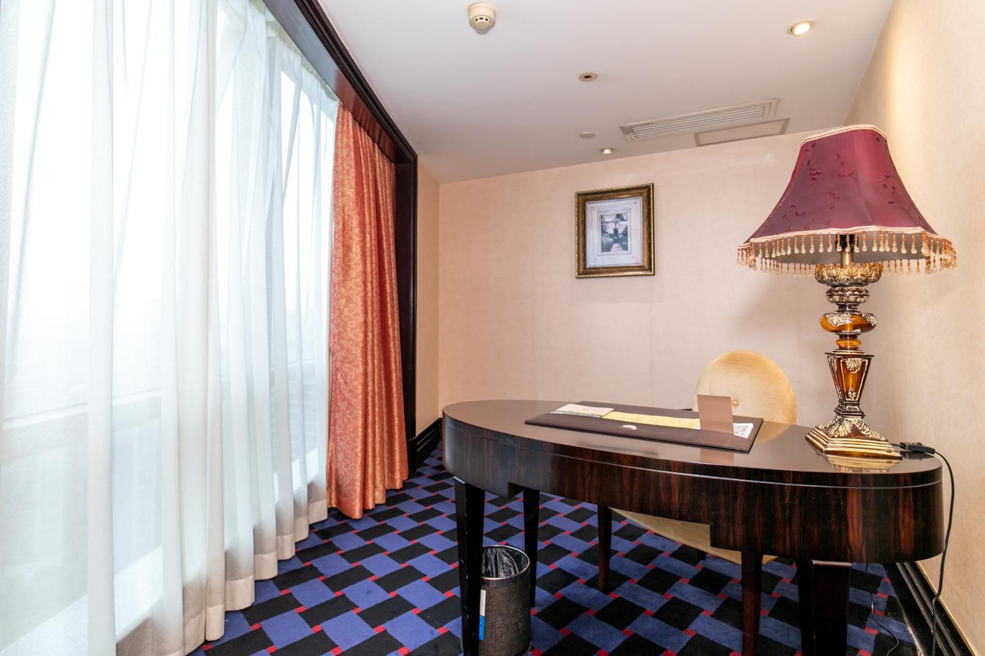 Royal Mediterranean Hotel Canton Extérieur photo
